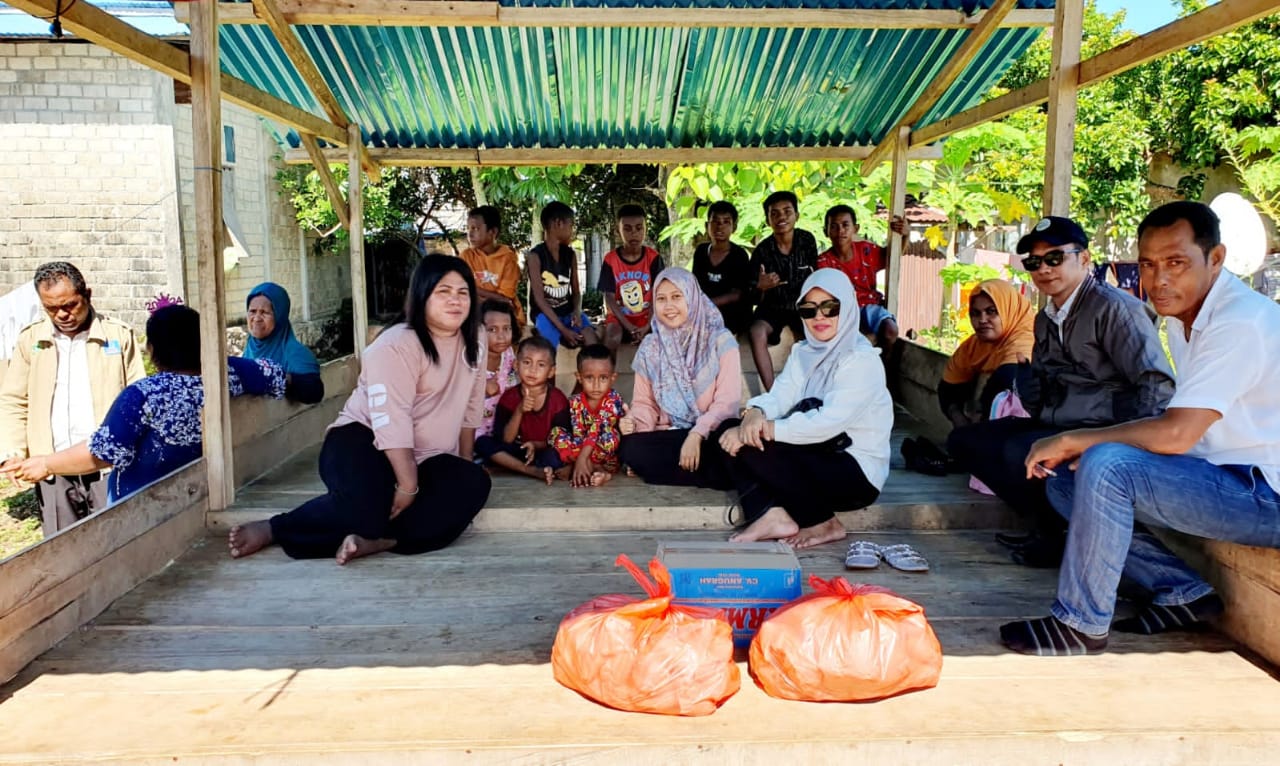 Distribusi Bantuan Makanan Selama 7 Hari Di 5 Titik Pengungsi Kepada Korban Bencana Sosial Fiditan