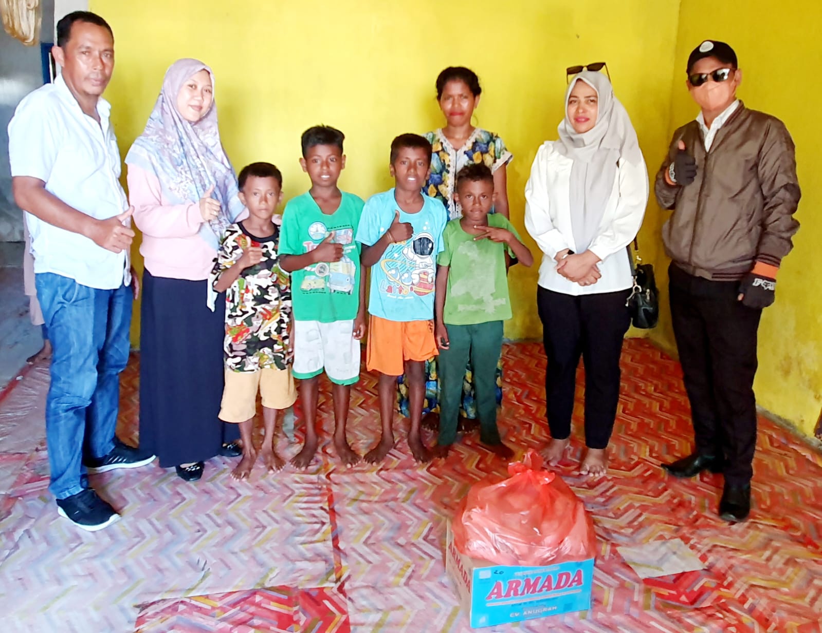 Distribusi Bantuan Makanan Selama 7 Hari Di 5 Titik Pengungsi Kepada Korban Bencana Sosial Fiditan