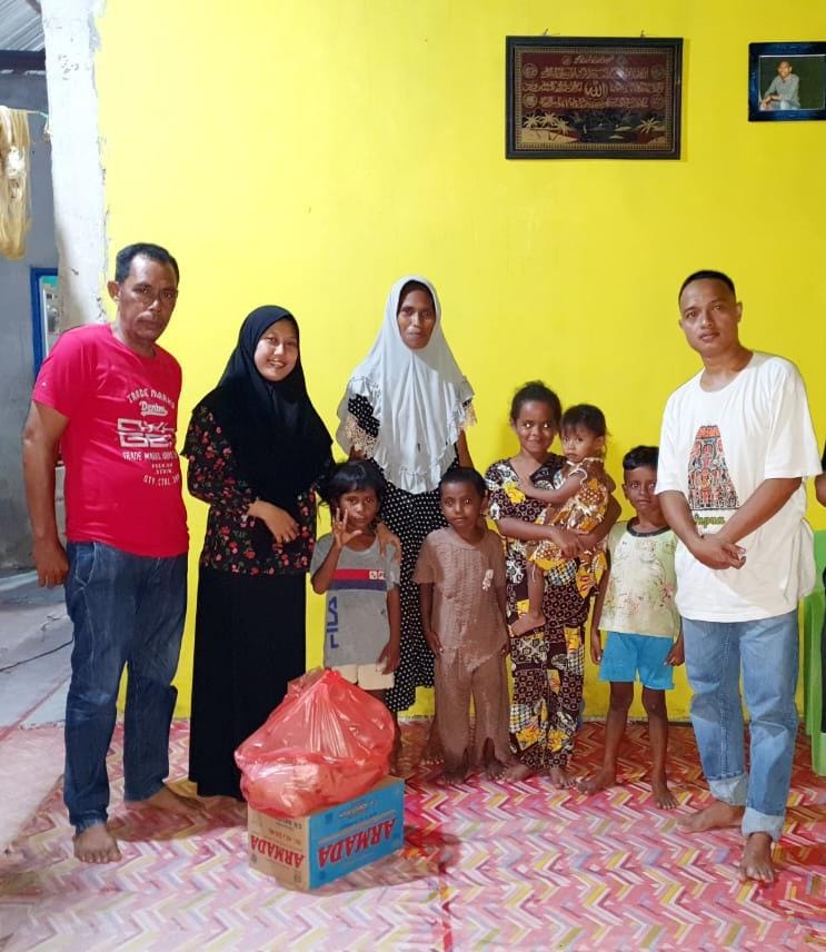 Distribusi Bantuan Makanan Selama 7 Hari Di 5 Titik Pengungsi Kepada Korban Bencana Sosial Fiditan